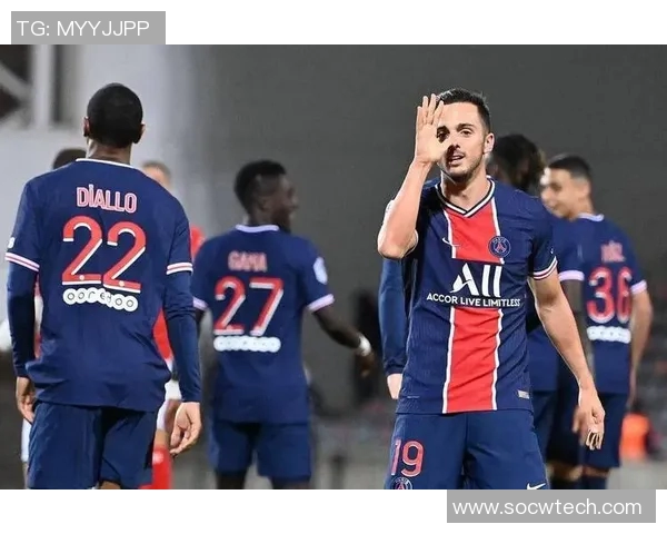 昔日死敌携手共渡难关巴黎豪掷4500万助里昂保级成功